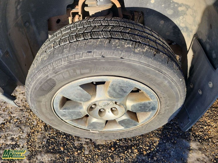 2009-gmc-sierra-1500-slt-image-11