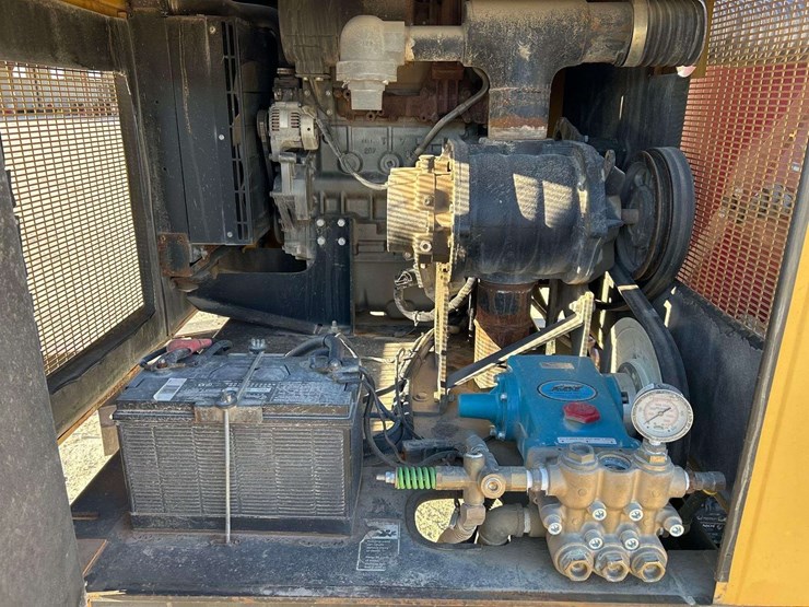 vermeer-vac-trailer-image-11