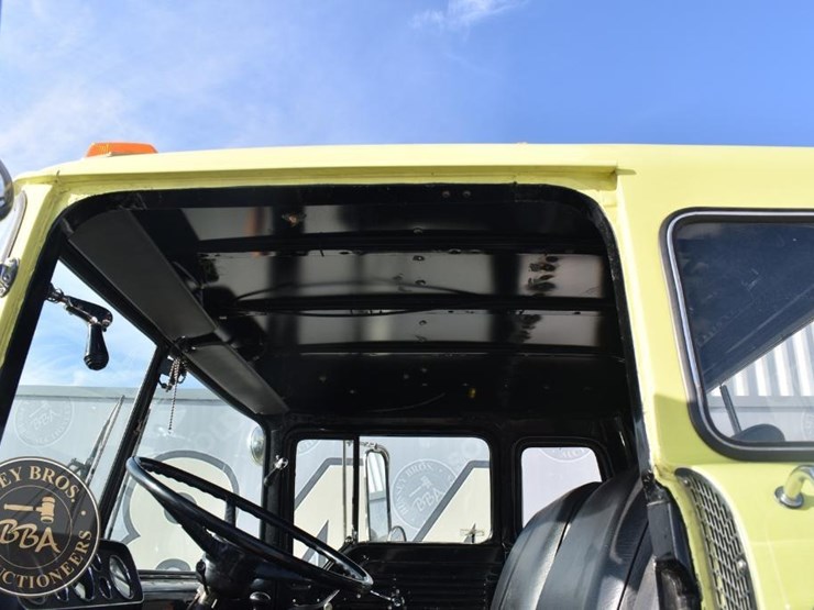 1989-ford-c8000-image-14