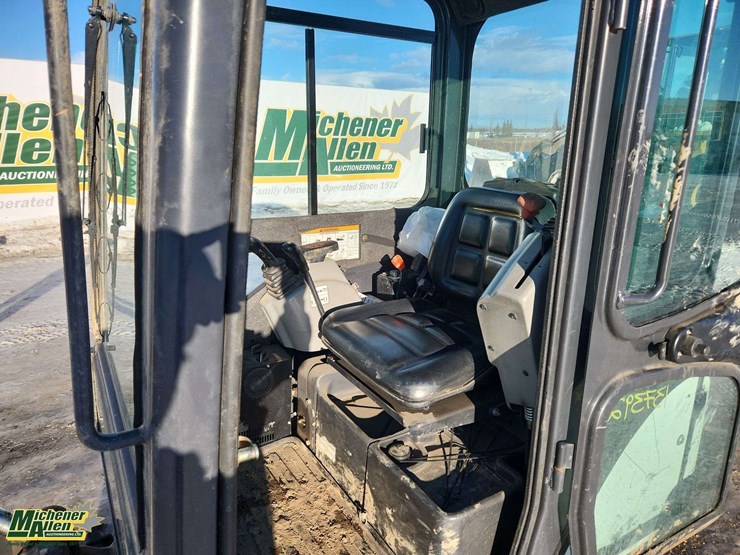 2013-bobcat-324-image-14