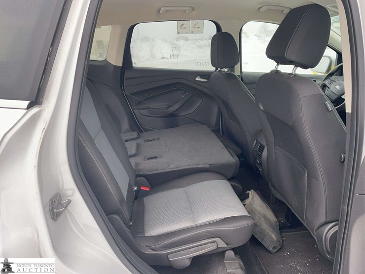 2017-ford-escape-image-24