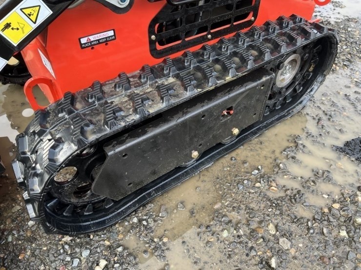 2025-agt-lrt23-mini-compact-track-loader-image-9