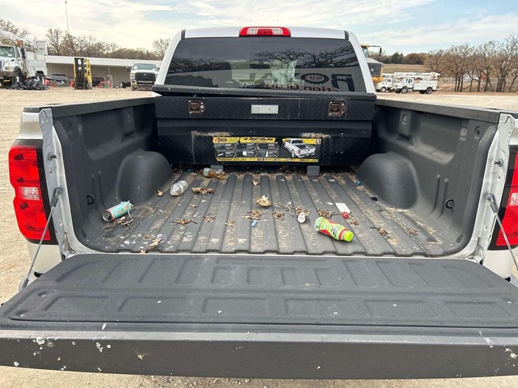 2018-chevrolet-silverado-1500-image-20