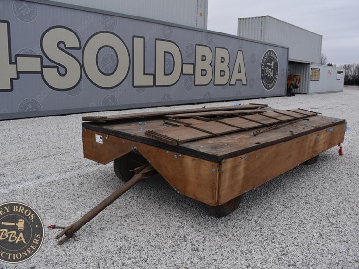 hay-wagon-38988-image-1