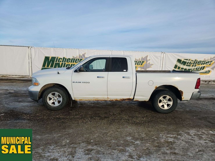 2011-dodge-1500-image-7