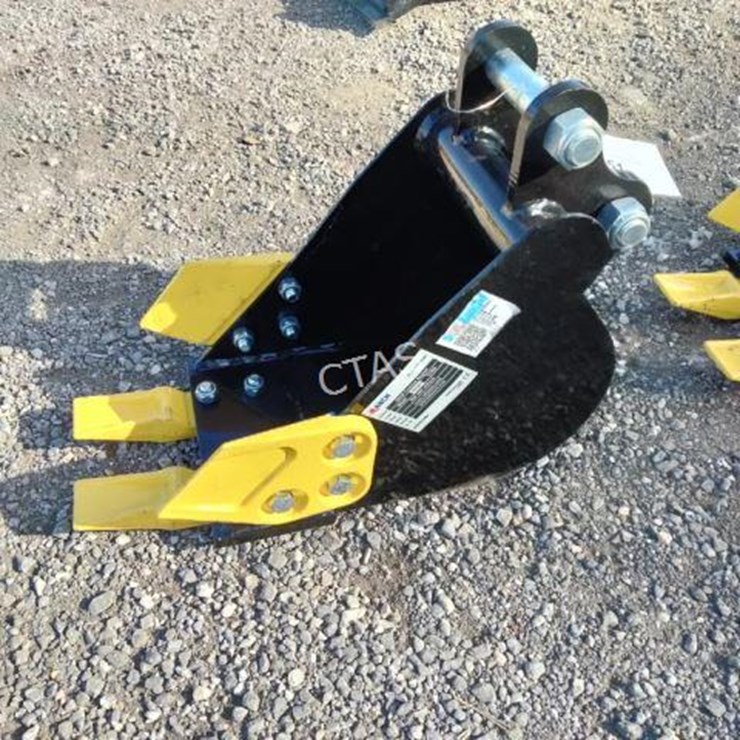 #51 • Mini Excavator 20cm Toothed Bucket