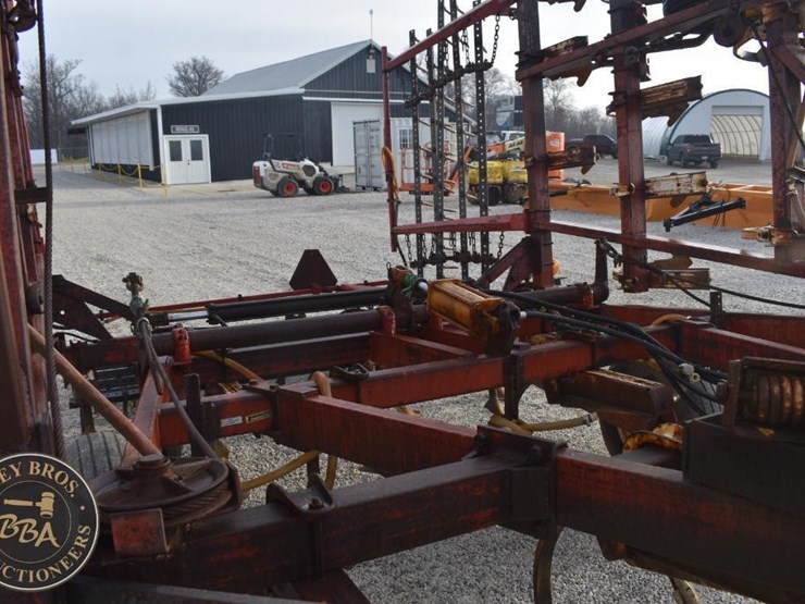 international-field-cultivator-38904-image-18