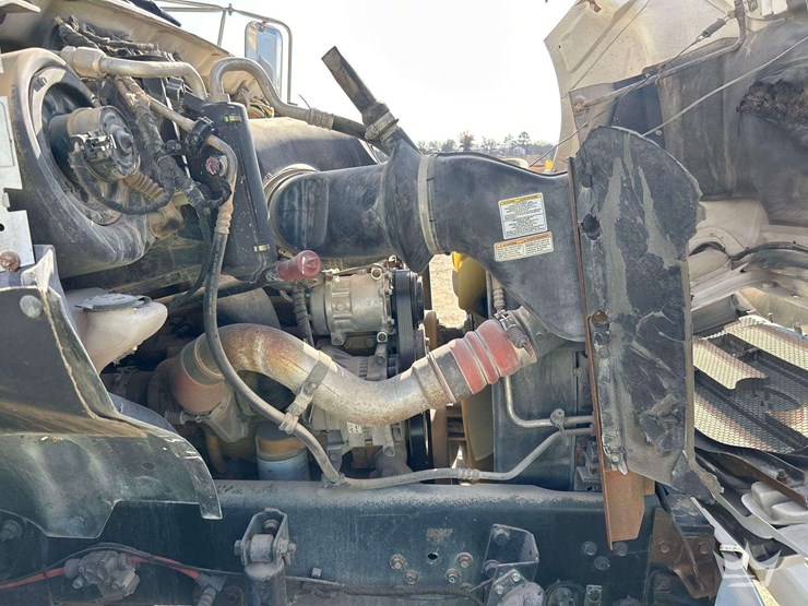 2007-ford-f750-image-9