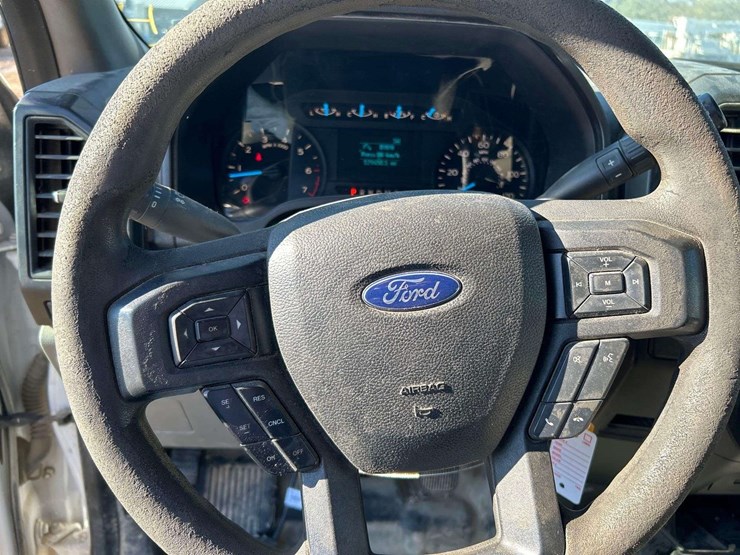 2017-ford-f150-image-14