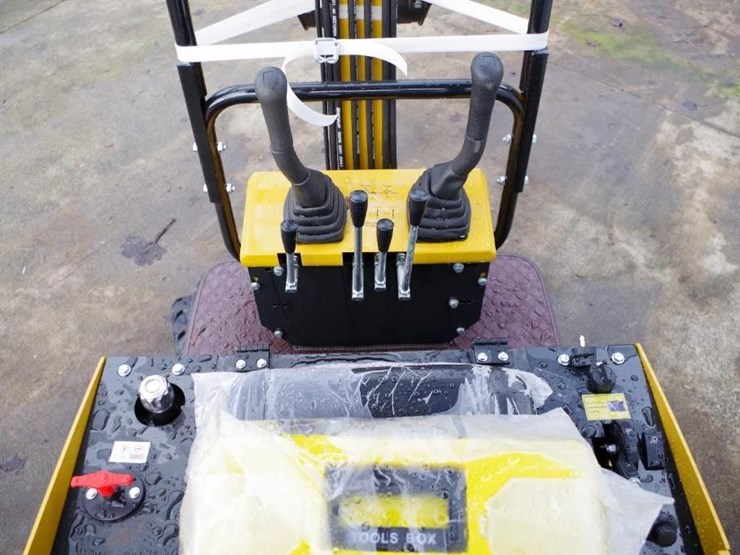 2025-cfg-industrial-h12r-mini-excavator,-gasoline-engine,-unused-image-4