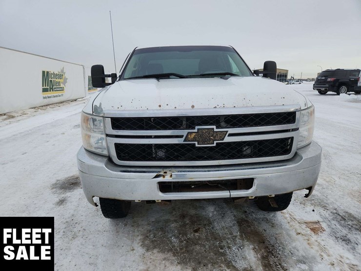 2011-chevrolet-silverado-1500-image-6