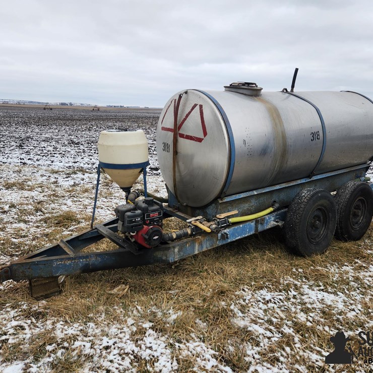 1,000-Gal T/A Stainless Steel Nurse Tank Trailer