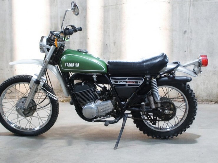 1974-yamaha-rt360-motorcycle-image-4