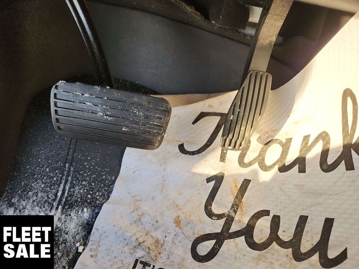 2019-chevrolet-silverado-1500-image-24