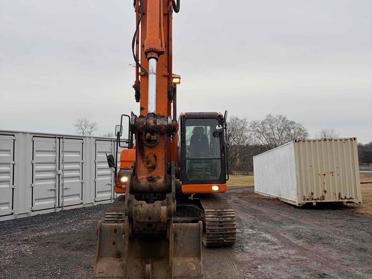 2013-doosan-dx180-lc-3-image-2