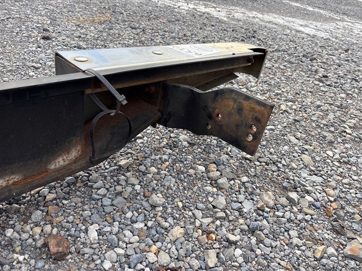 #6539-•-d1.-utility-truck-rear-bumper-image-4