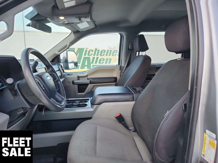 2022-ford-f250-image-15