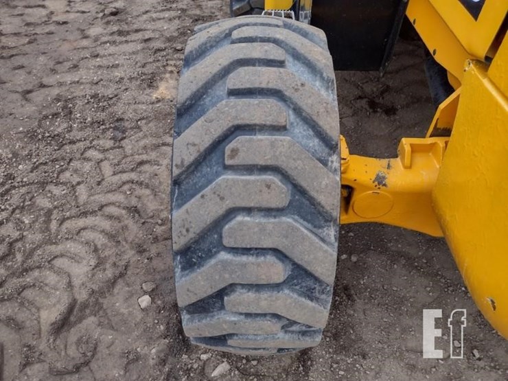 2005-jcb-930-image-21