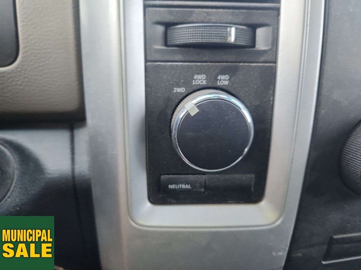 2012-dodge-1500-image-22