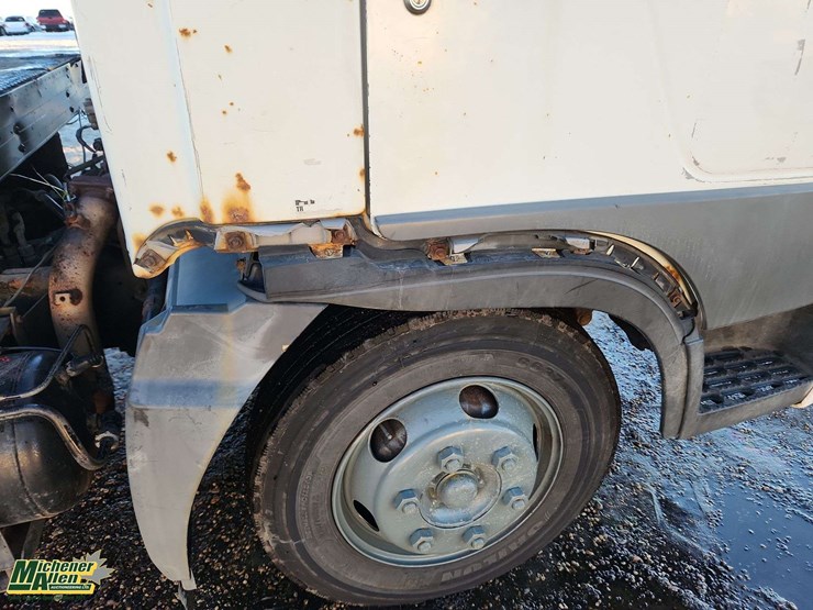 2004-hino-fb1817-image-27