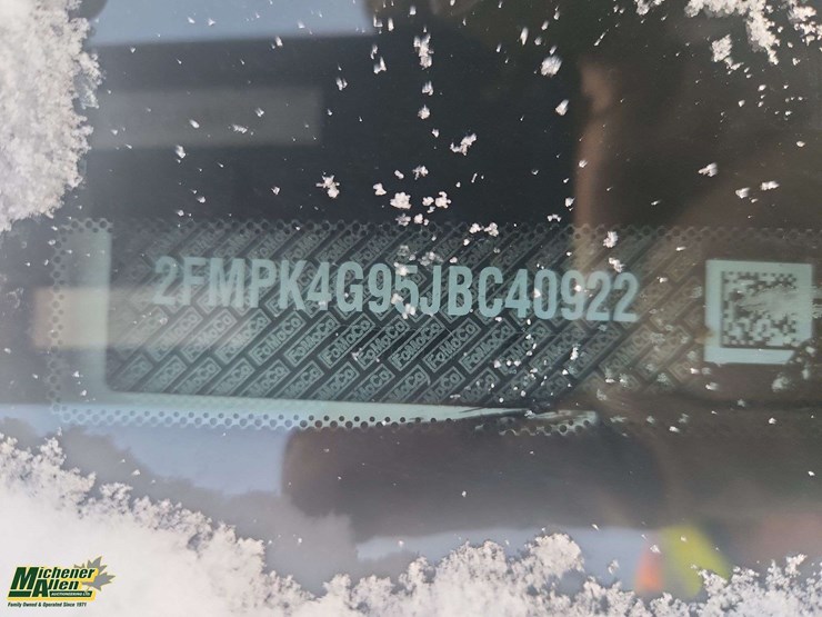 2018-ford-edge-image-35