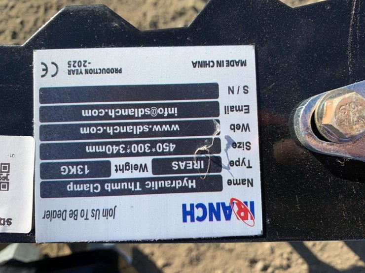 unused-2025-iranch-hydraulic-thumb-attachment,-image-2