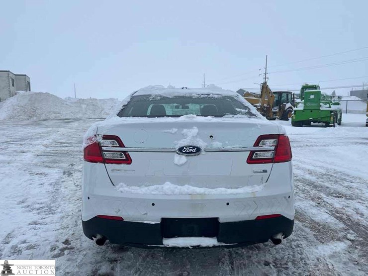 2013-ford-taurus-police-inte-image-5