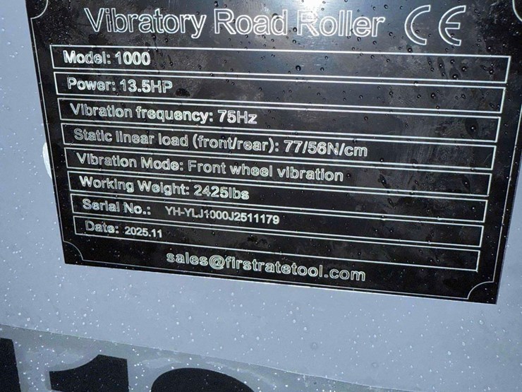 new-sd-lanch-co.-sl1000-tandem-vibratory-roller-image-6