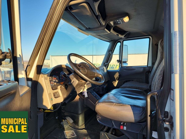 2011-international-workstar-7400-image-15