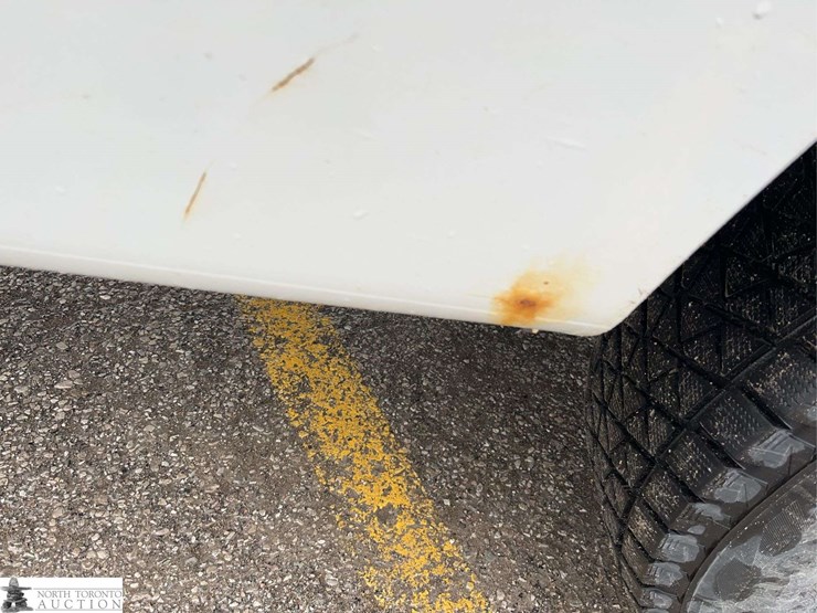 2011-ford-f150-image-36