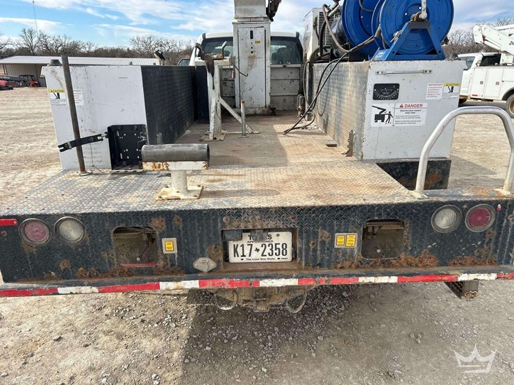 2019-ford-f550-image-27