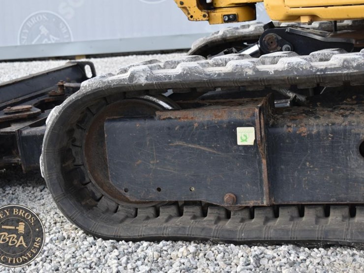 2019-caterpillar-305.5e2-cr-image-37