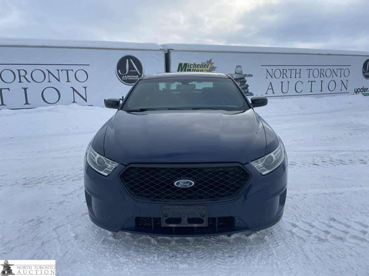 2017-ford-taurus-police-inte-image-2