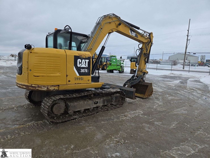 2017-caterpillar-307e2-image-5
