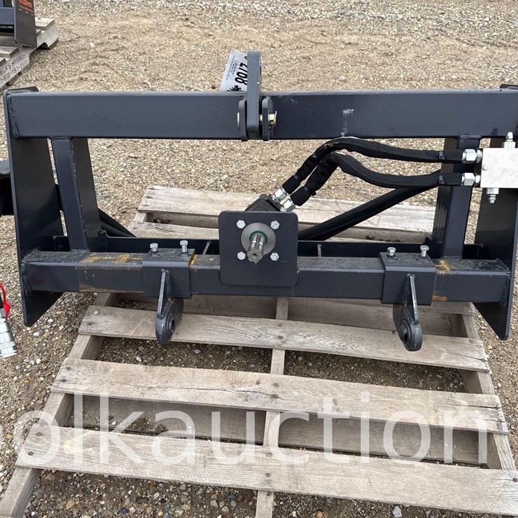 2768 - SKID STEER 3-POINT HITCH ADAPTER w/ PTO