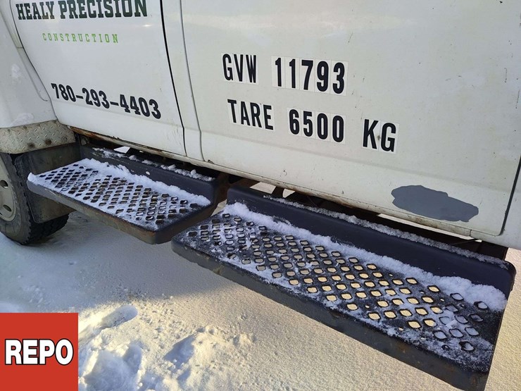 2007-gmc-topkick-c5500-image-28