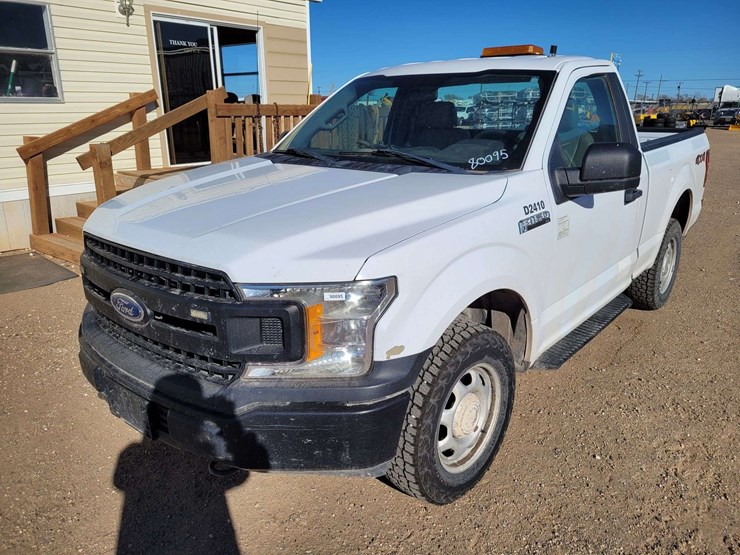 2018-ford-f150-xl-image-1