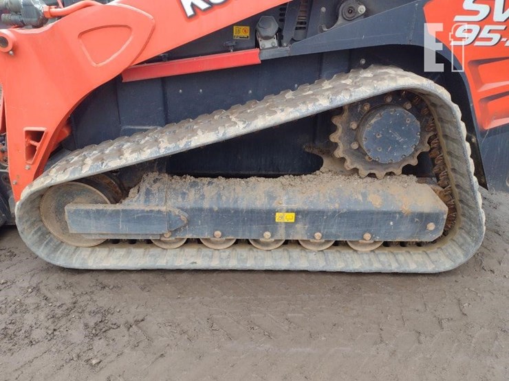 2017-kubota-svl95-2s-image-19