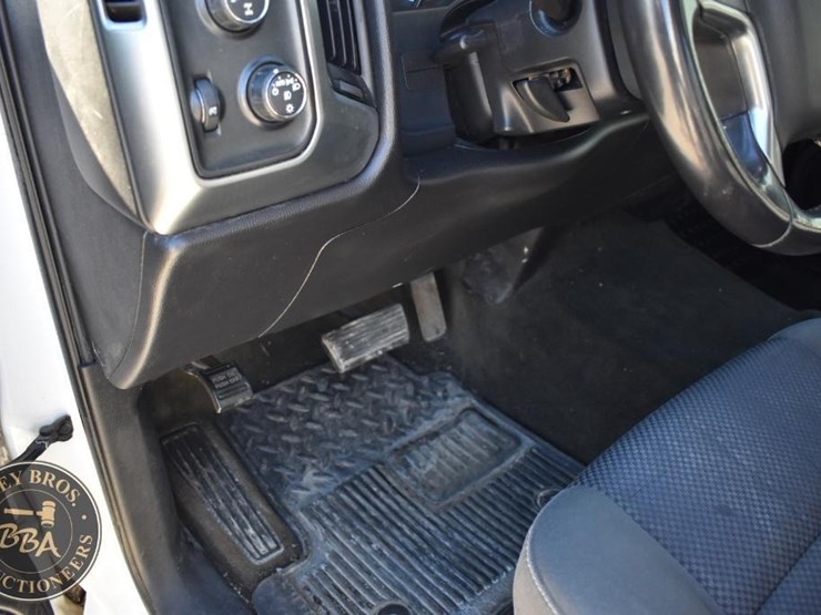 2014-chevrolet-silverado-1500-lt-image-24