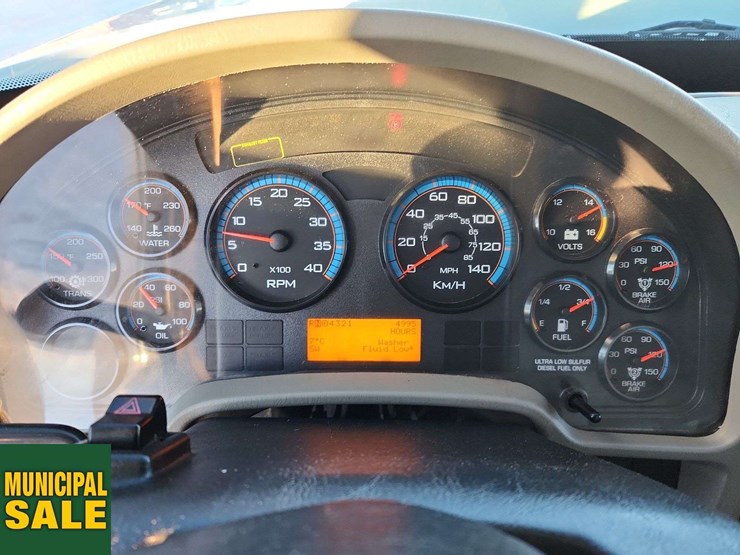 2011-international-workstar-7400-image-17