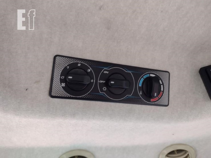 massey-ferguson-4-image-10