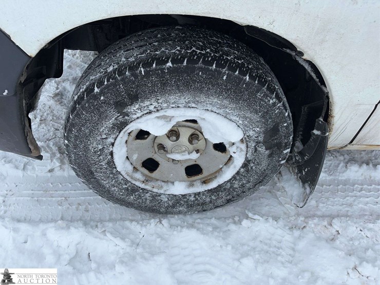 2014-dodge-1500-image-13