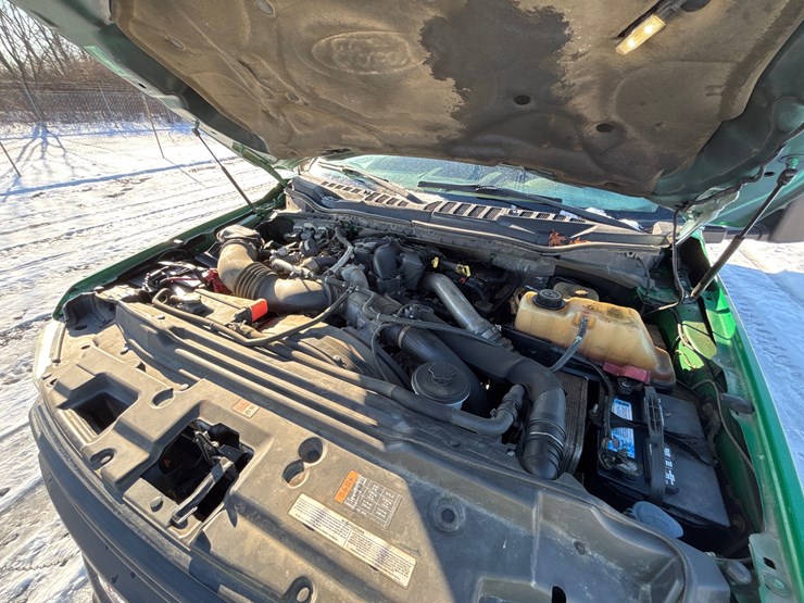 2017-ford-f550-image-23