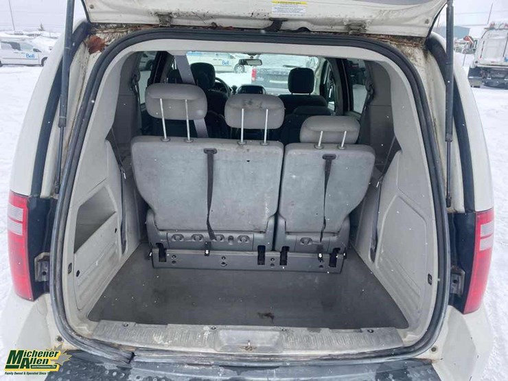 2009-dodge-grand-caravan-se-image-23