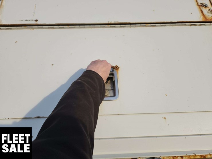 2018-ford-f550-image-16