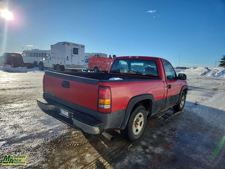 1999-chevrolet-silverado-1500-image-4