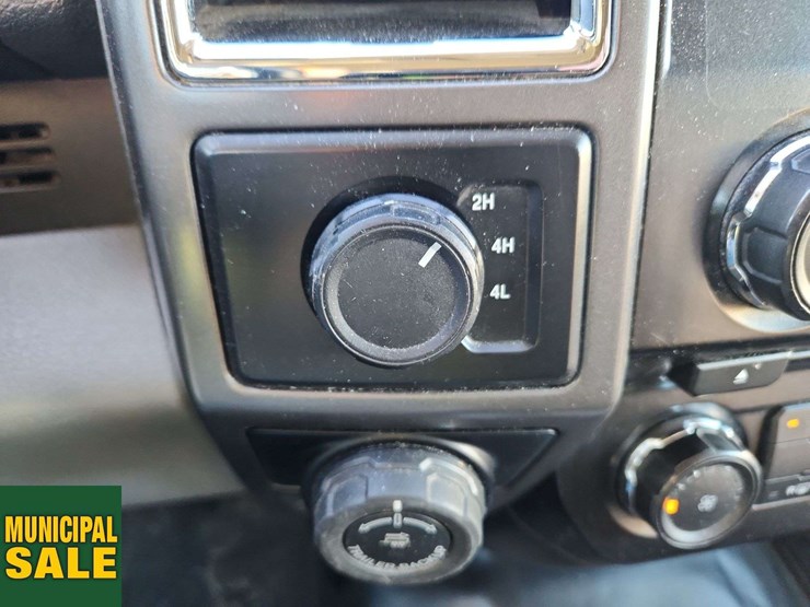 2016-ford-f150-image-19