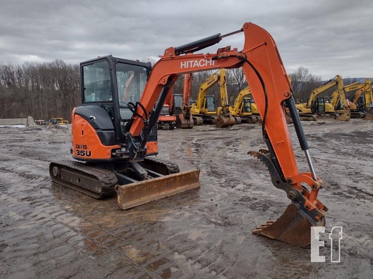 2014-hitachi-zx35u-image-48