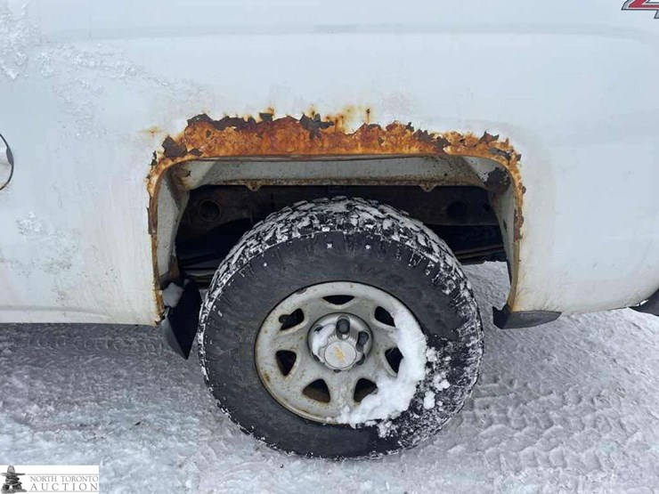 2015-chevrolet-k1500-image-11