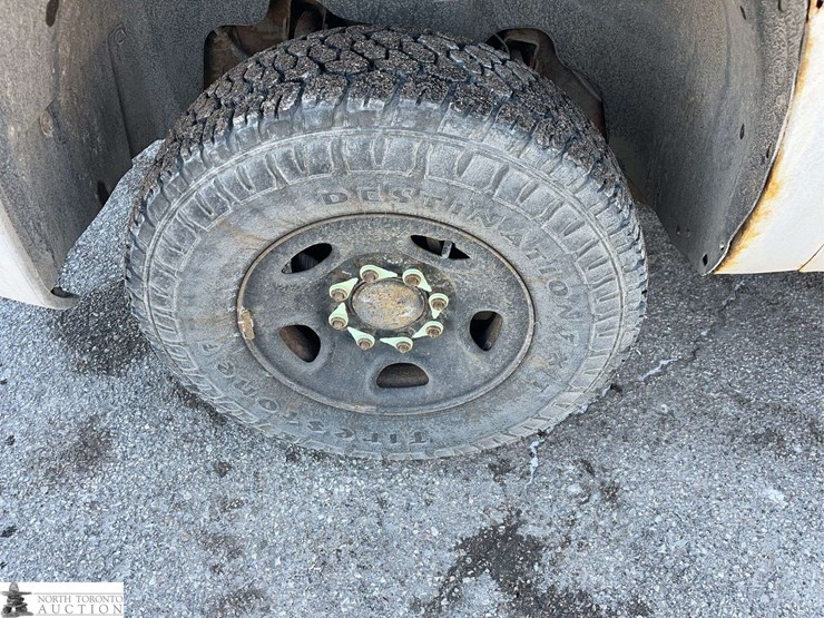 2008-chevrolet-silverado-2500hd-image-14